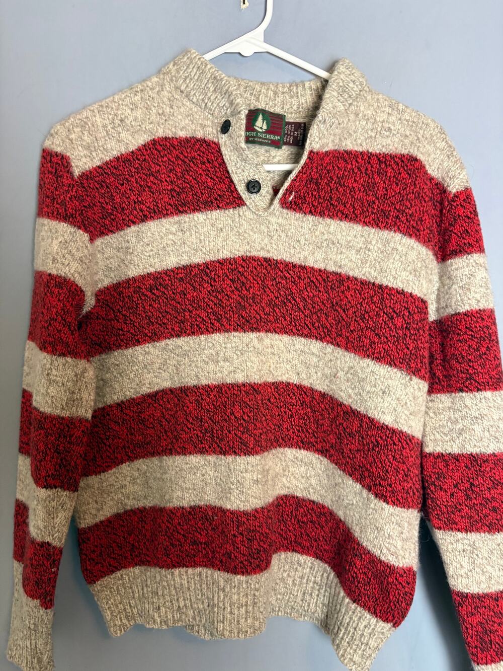 High Sierra Women’s Gray Red Striped Sweater Size Medium